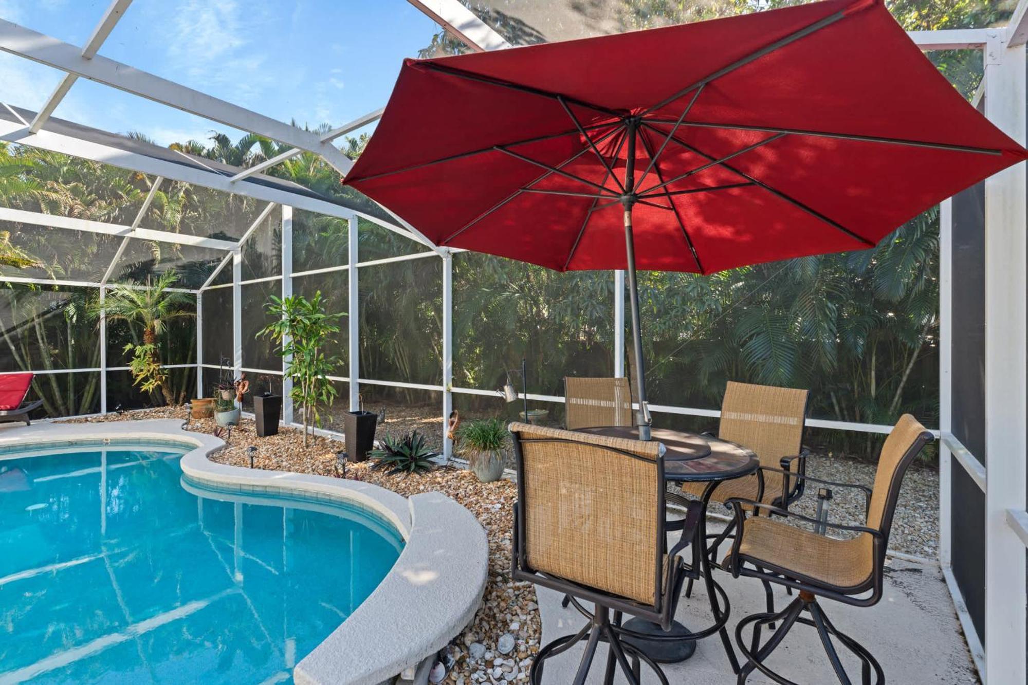 Pet Friendly Pool Home In River Reach Of Naples Fl 외부 사진